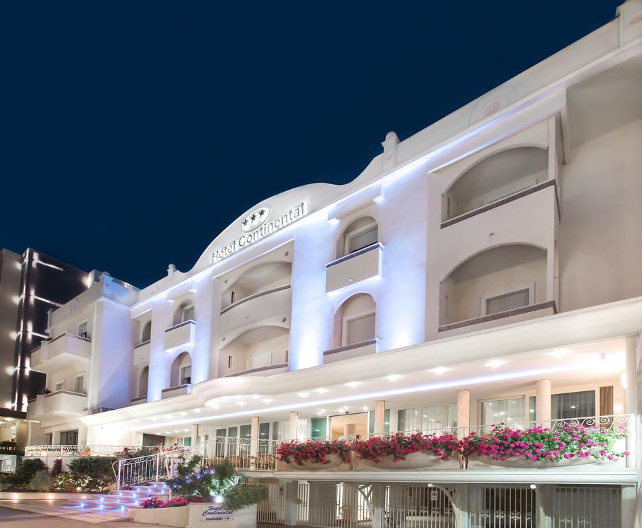 Hotel Continental 가테오 아 마레 외부 사진